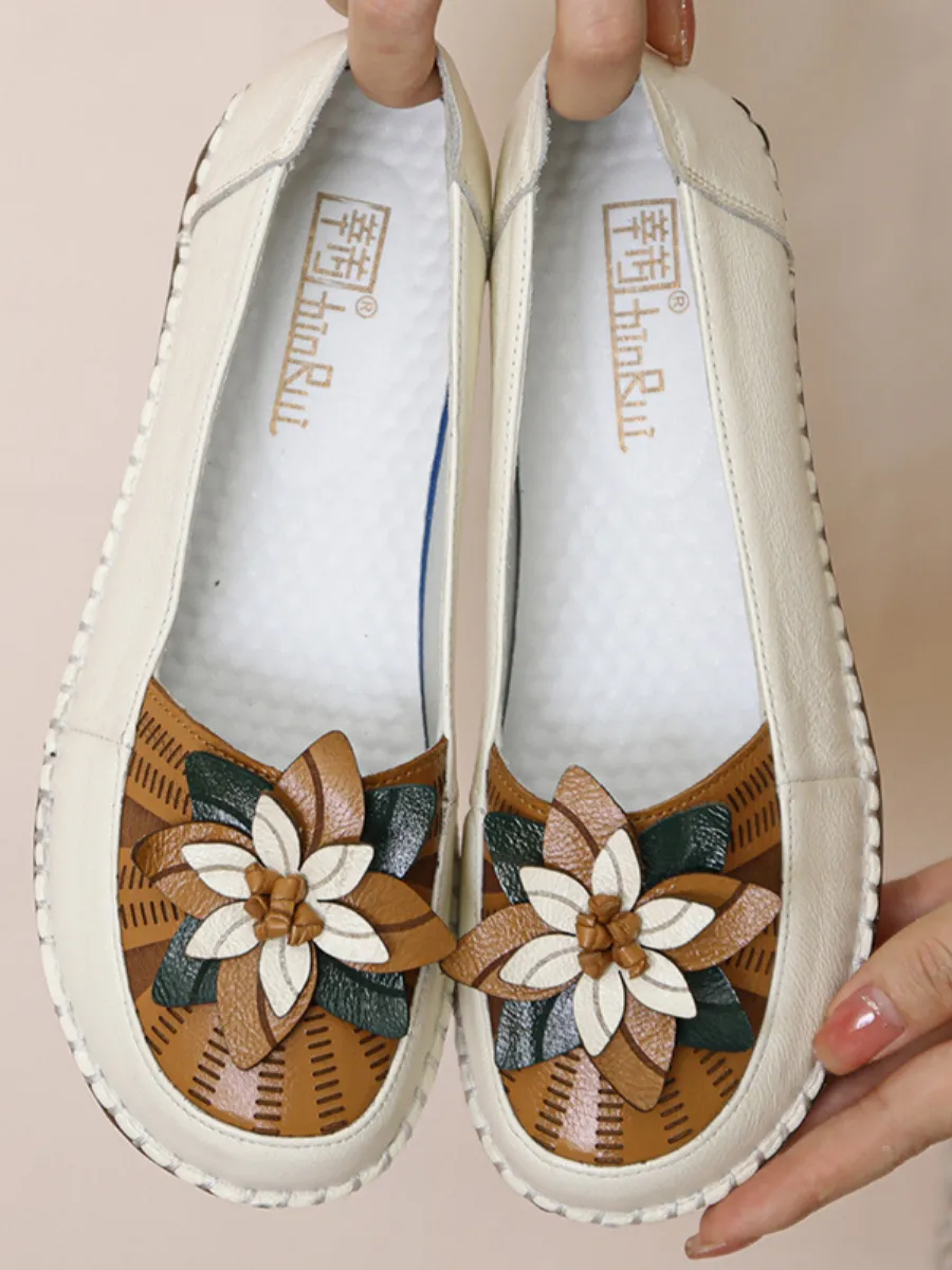 Applique Flower Head-Accent Loafers - Cream