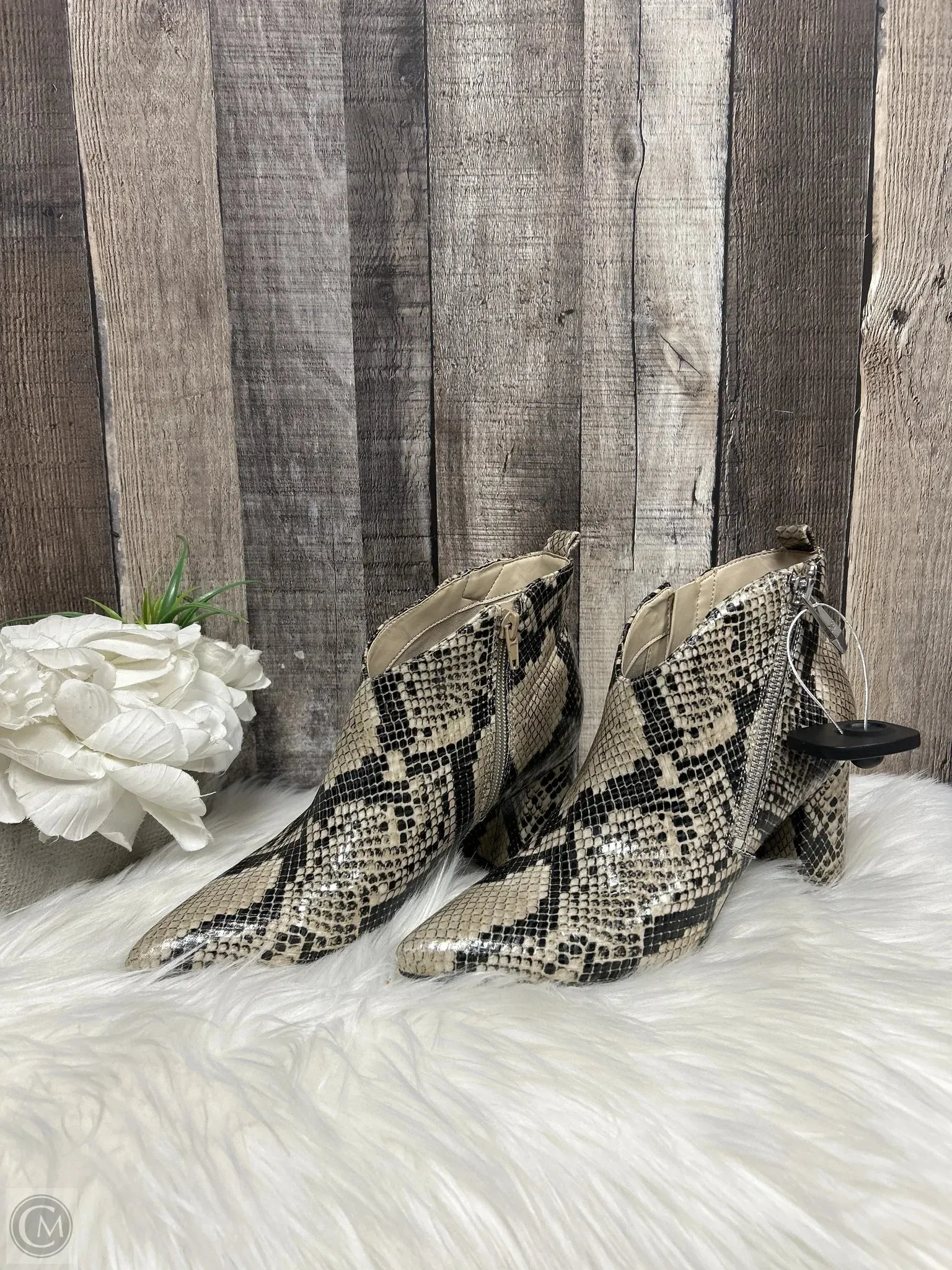 Boots Ankle Heels By Marc Fisher In Snakeskin Print, Size: 6