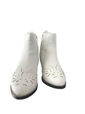 Boots Ankle Heels By Sugar In White, Size: 9