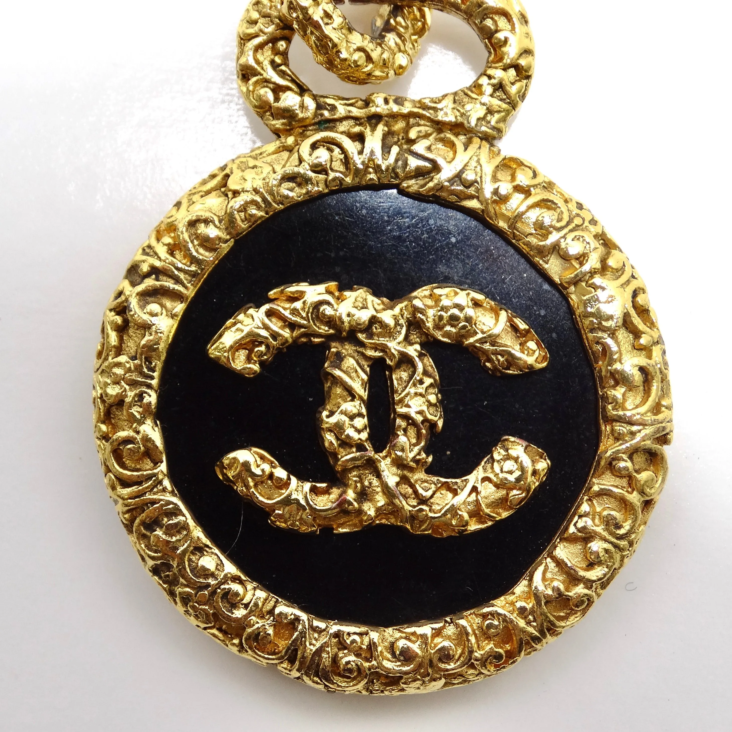 Chanel 1993 Gold Tone Black CC Medallion Florentine Necklace