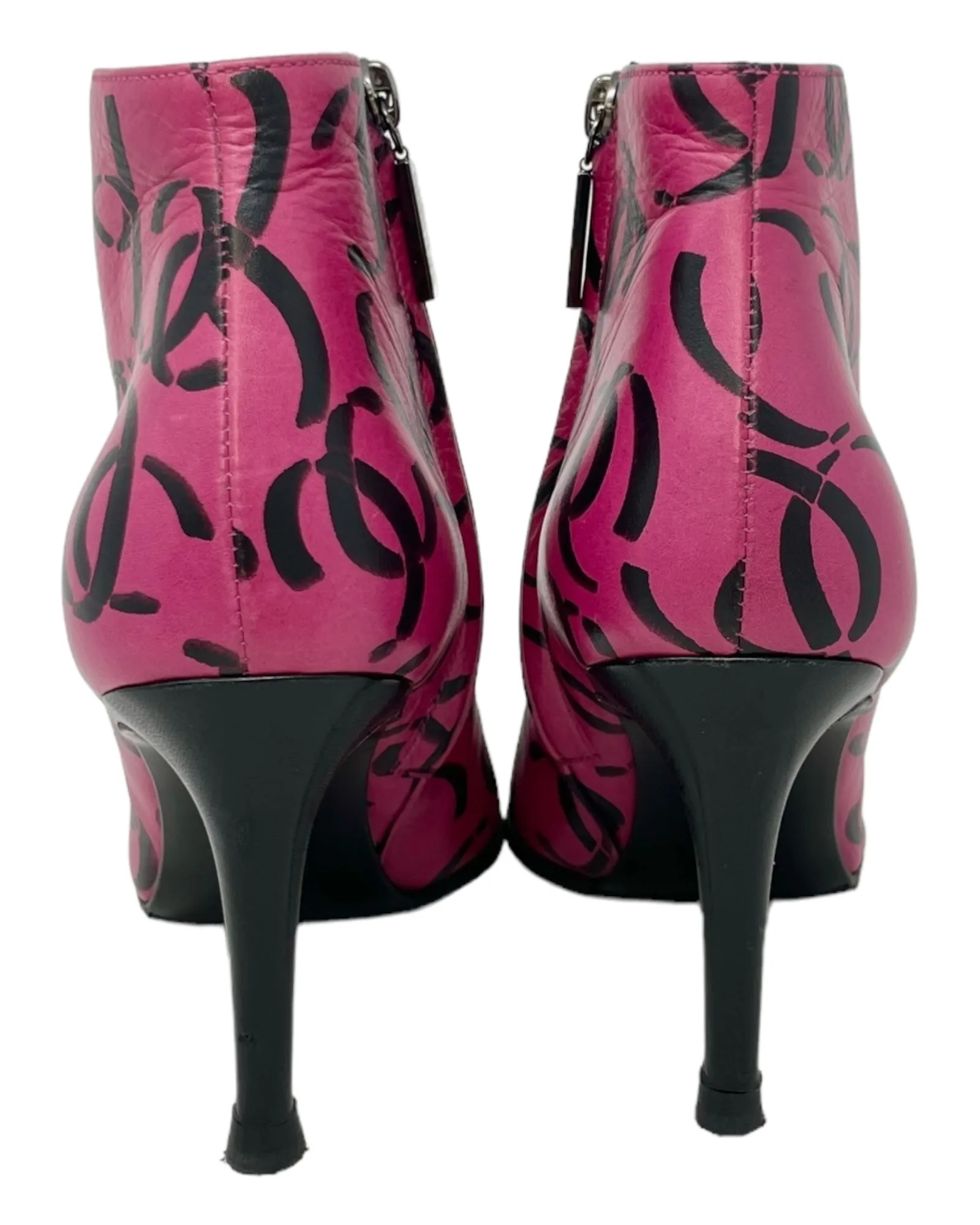 Chanel CC Logo Magenta Leather Ankle Boots, AW00, 35.5 EU
