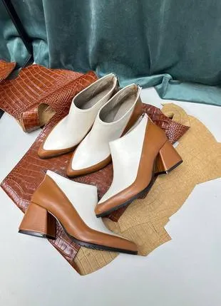 Color block Italian leather ankle boots
