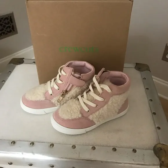 Crewcuts Girl’s Pink Suede Sneakers. Size 10. NIB
