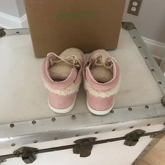 Crewcuts Girl’s Pink Suede Sneakers. Size 10. NIB