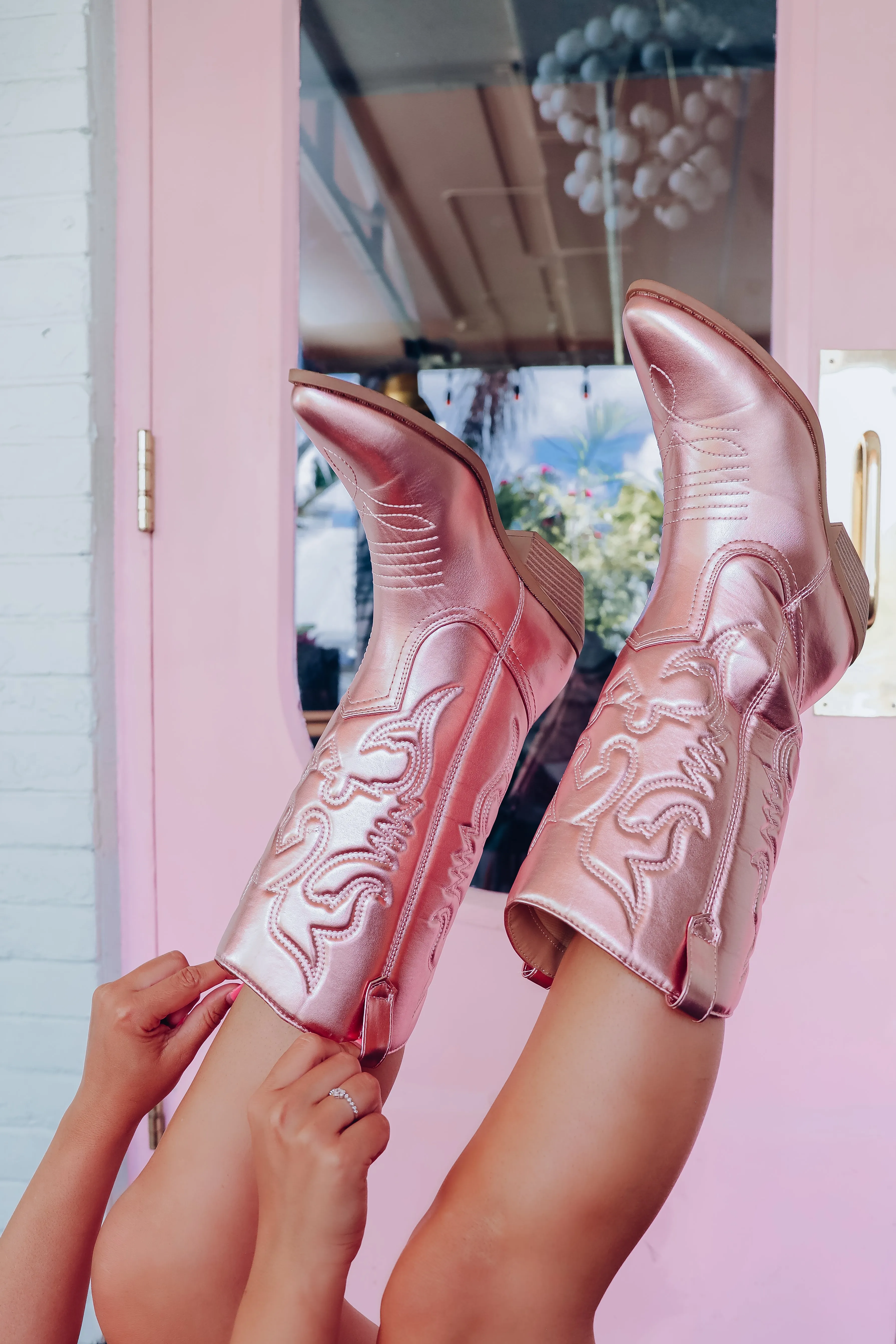 Disco Cowgirl Metallic Boots - Pink