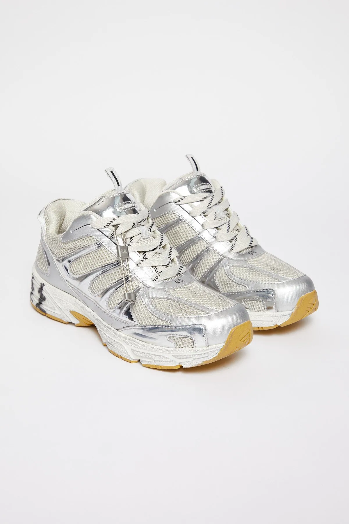 DRAGGER SNEAKERS