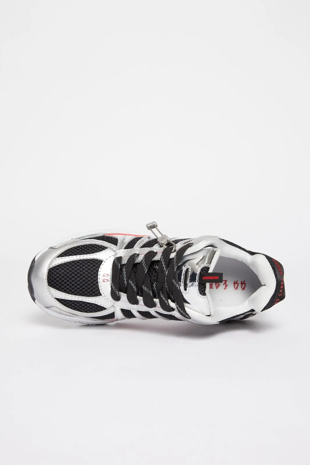 DRAGGER SNEAKERS