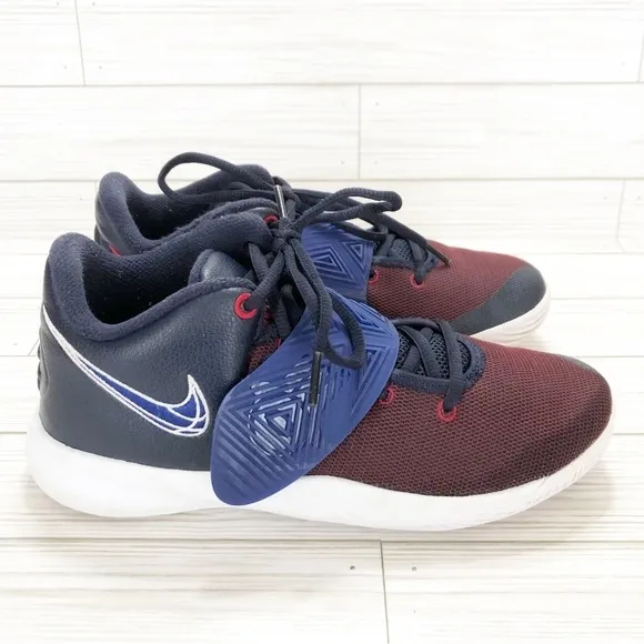 EUC Kids Nike Kyrie Flytrap III USA BASKETBALL USAB