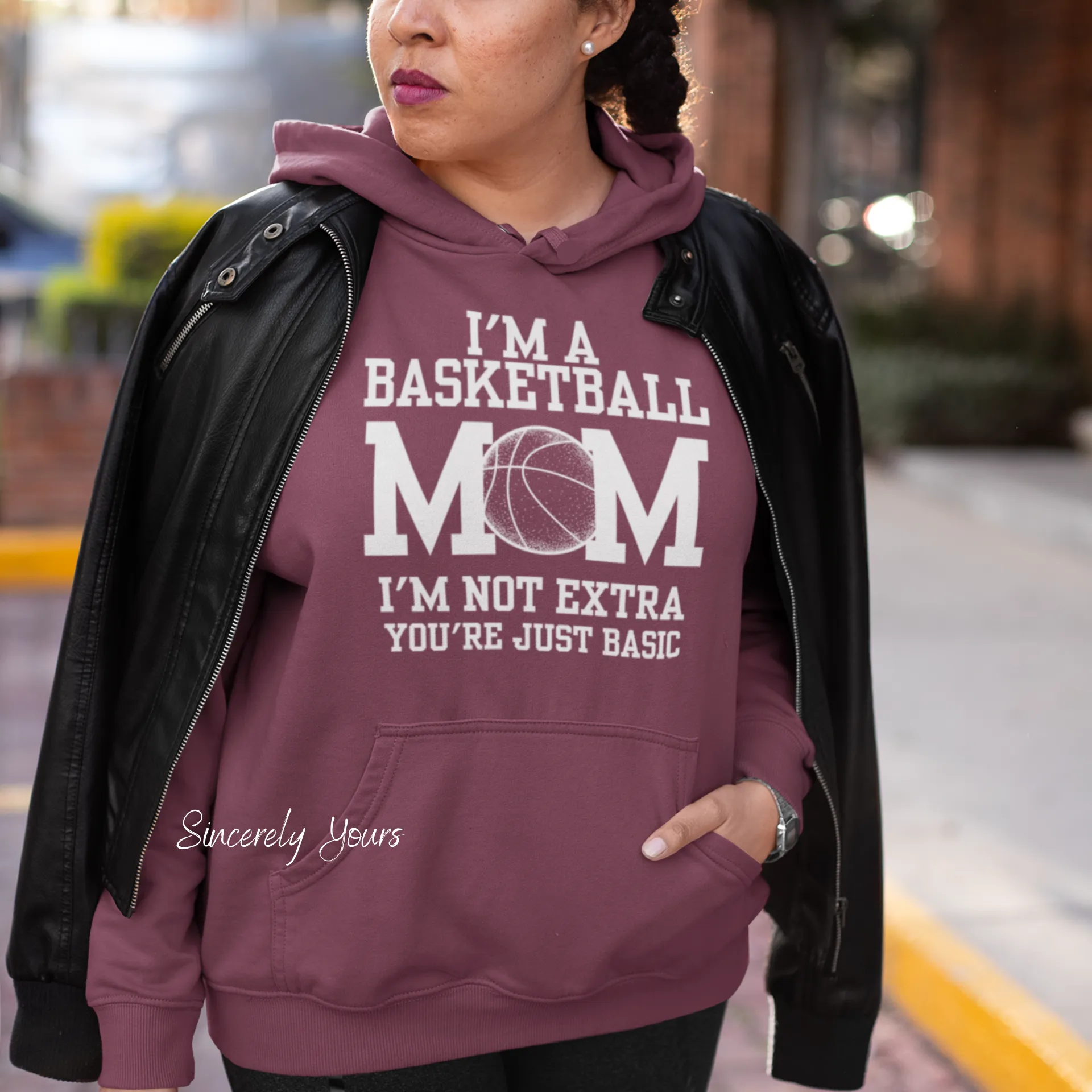 I'm a Basketball Mom | I'm Not Extra - Sweatshirt