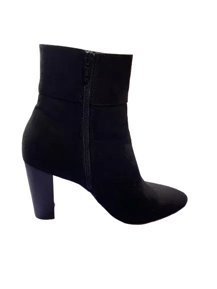 Jones New York Kacee Black Faux Suede Ankle Boots