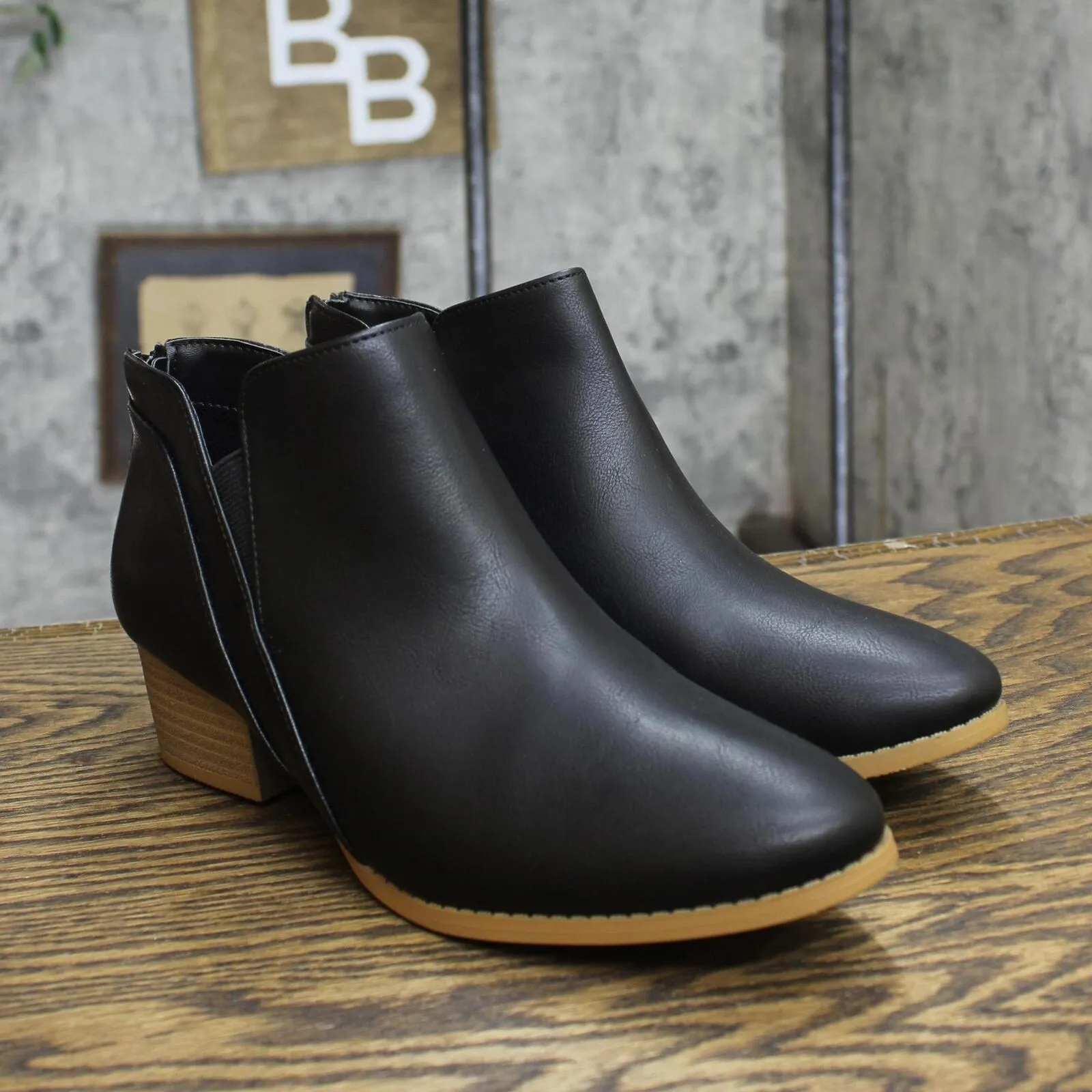 Lc Lauren Conrad Viviann Womens Block Heel Ankle Boots VIVIANNBLACK Black 8.5M