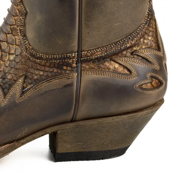 Men's Cowboy Boots or Ankle Boots Handcrafted in Exotic Brown Leather Terra 12 Texanas