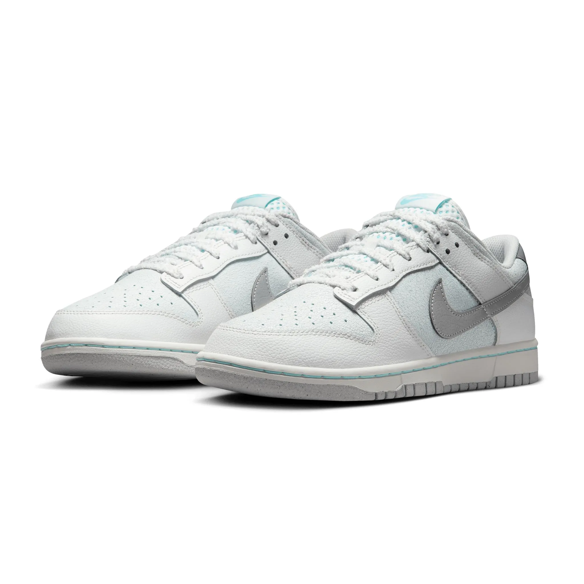 Nike Dunk Low Retro SE Summit White/Metallic Silver-Glacier Ice HQ3619-121