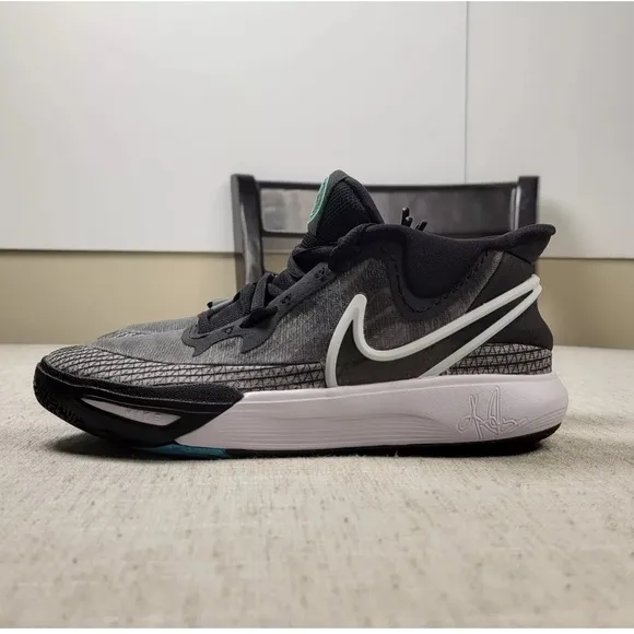 NIKE Kyrie 8 GO Orca GS Low Sneakers Black White Basketball DQ8077-001