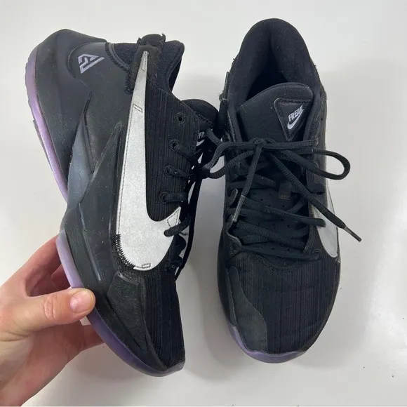Nike Zoom Freak 2 Dusty Amethyst Black Basketball CK5424-005 Men's Size 7.5
