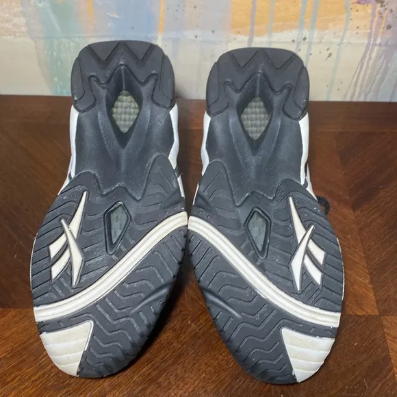 Reebok Kamikaze 2 low Shawn Kemp Black White Basketball Sneakers size 5
