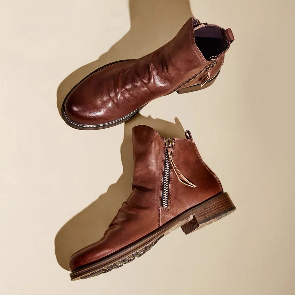 Round Toe Low Heel Zippered Tassel Boots