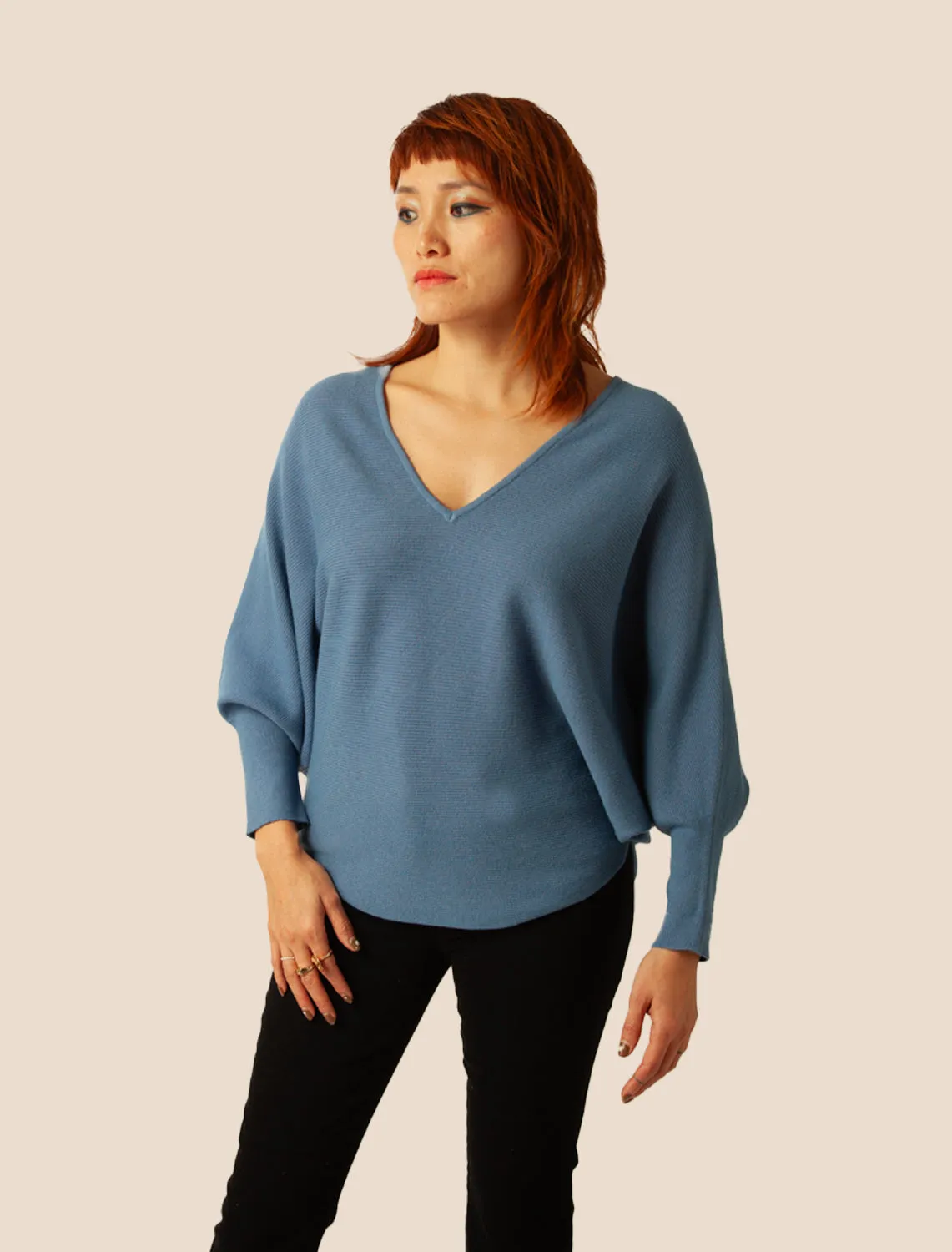 RYU 'V-NECK' TOP