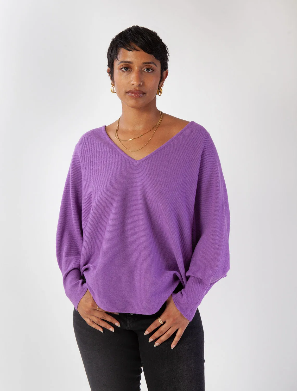 RYU 'V-NECK' TOP