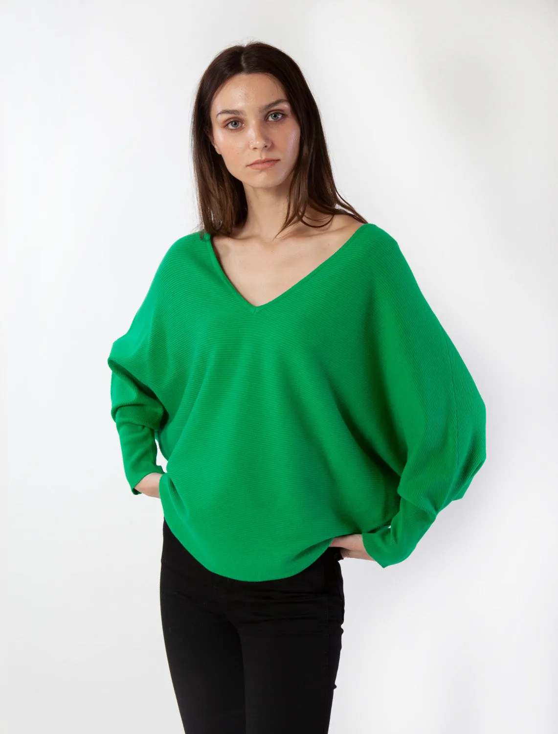 RYU 'V-NECK' TOP