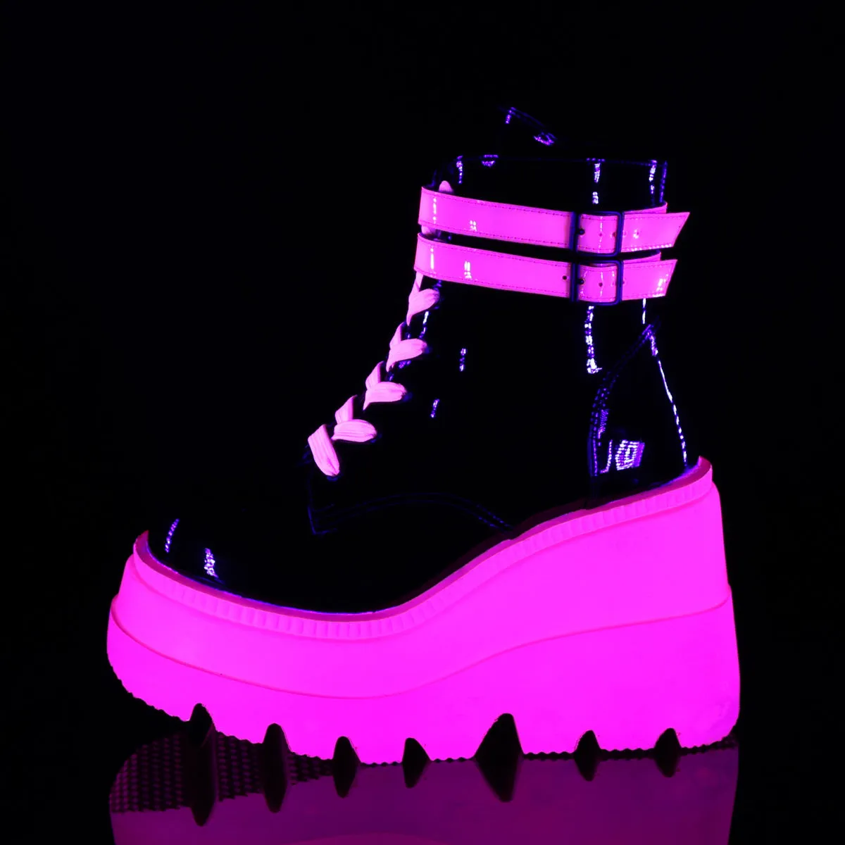 SLACKER-52  Black Patent-UV Iridescent Pink