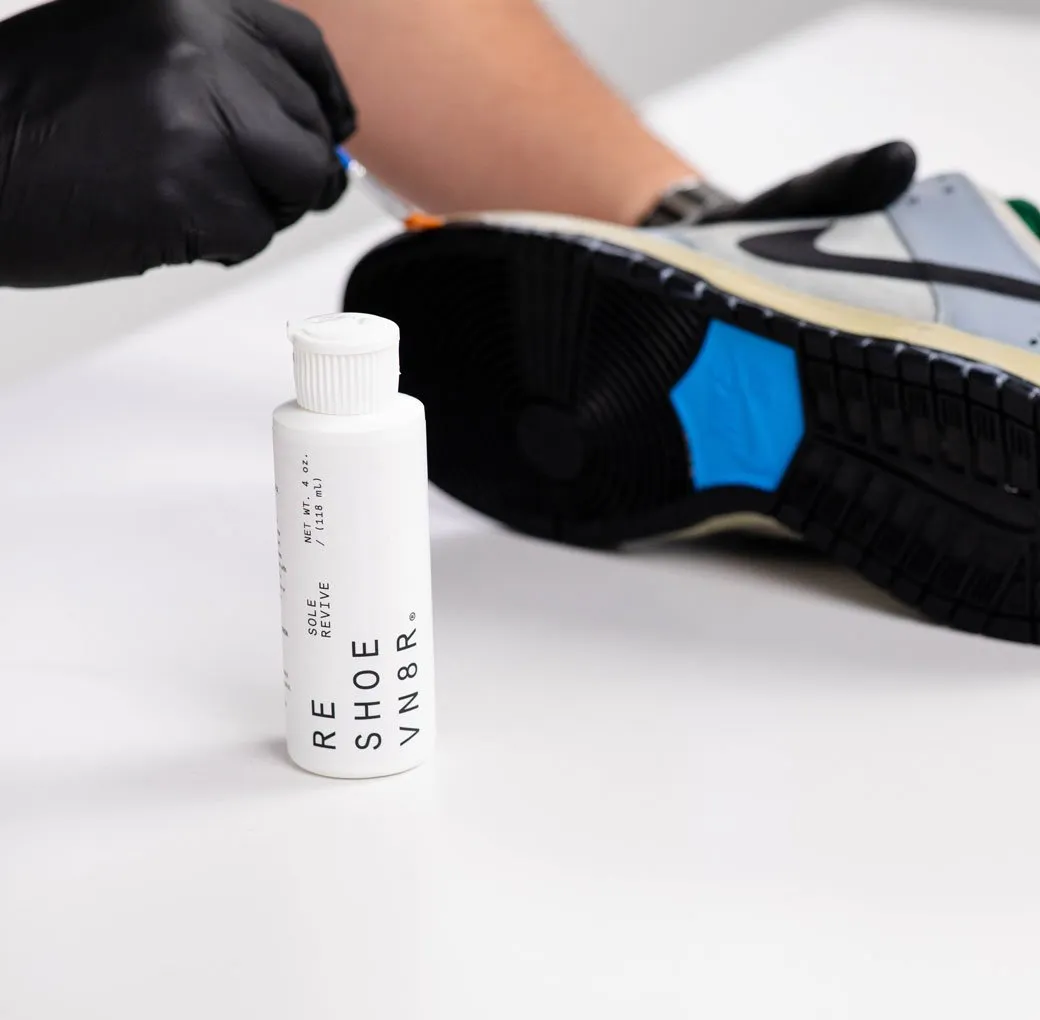 SOLE REVIVE (UNYELLOWING TREATMENT)