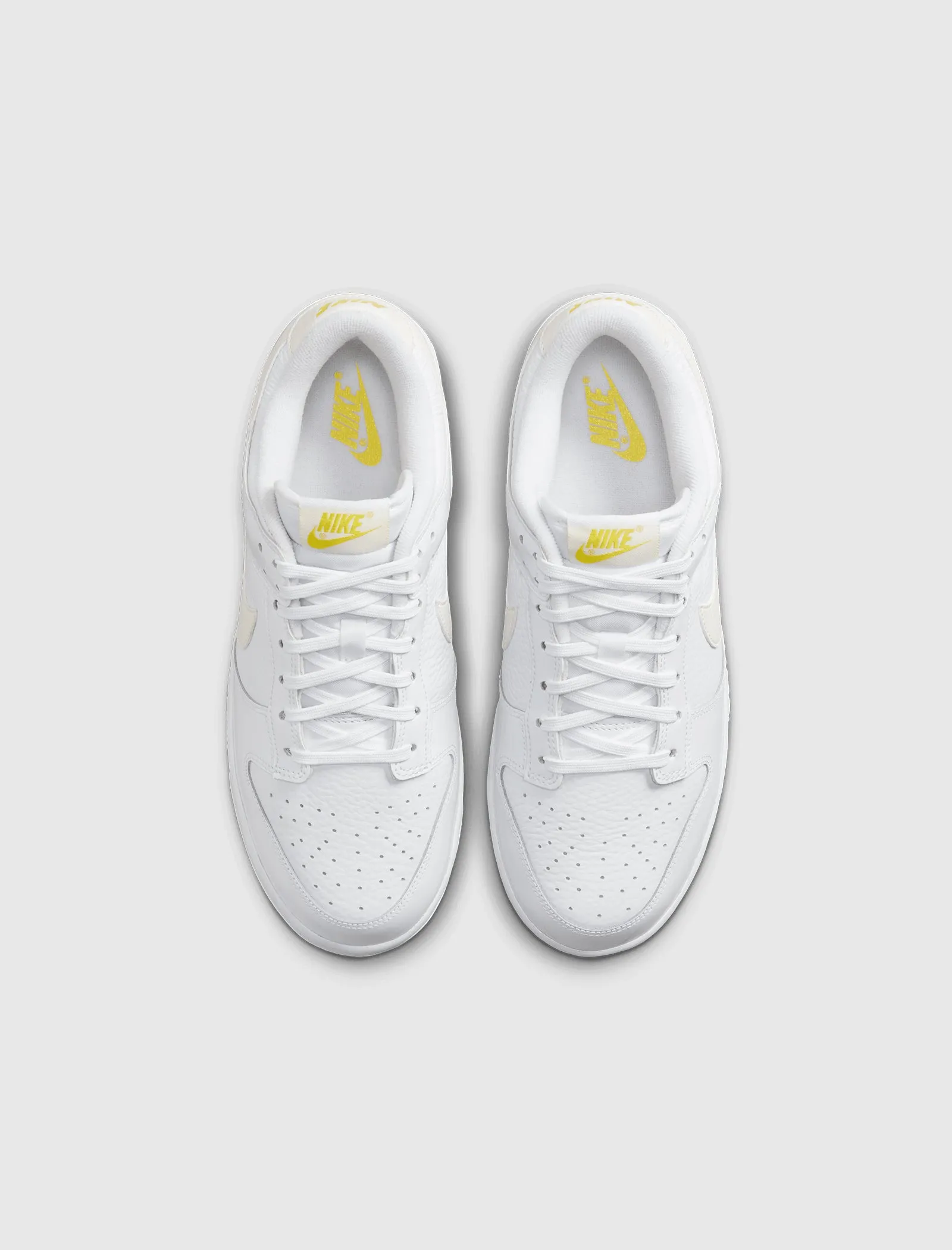 WOMEN'S DUNK LOW "YELLOW HEART"
